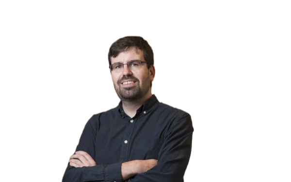 Headshot of Victor Cadarso